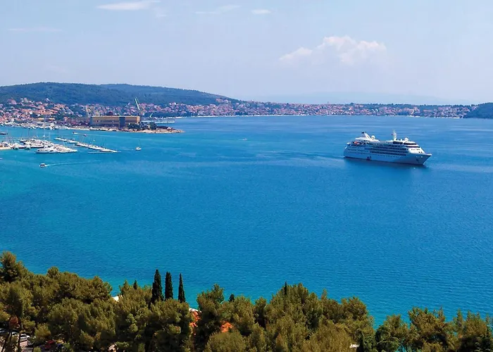 One-bedroom In Okrug Gornji * Trogir