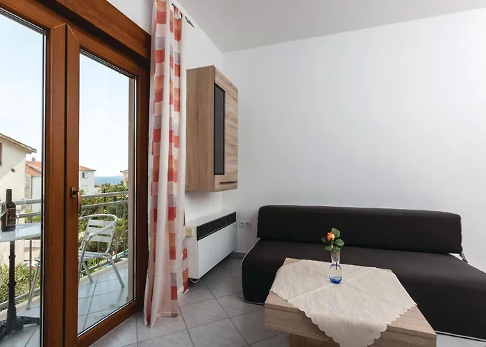 One-bedroom In Okrug Gornji *